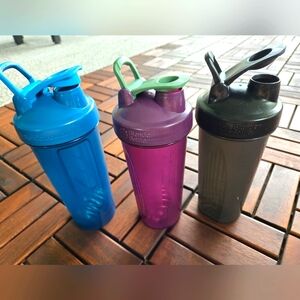 EUC BlenderBottle Shaker Bottle Set - Blue, Purple, Black
